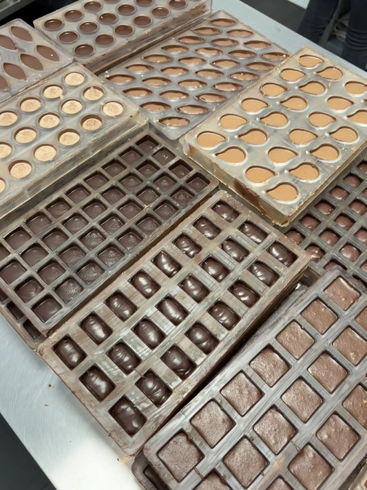 Découvrez l'Art de la Création des Pralines : Histoire et Tradition